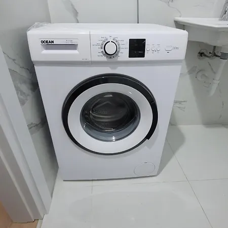 Tedi's Nest 2 דירה Vlorë